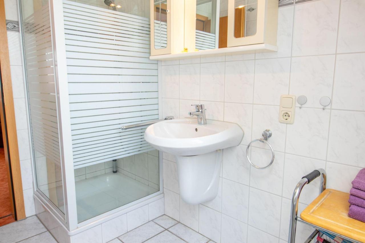 Urlaubs-Appartement Am Dorfrand Wieck Exterior foto